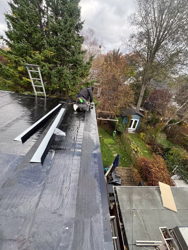 flat-roofing-project-in-toronto-20 Roof Inspections - 16